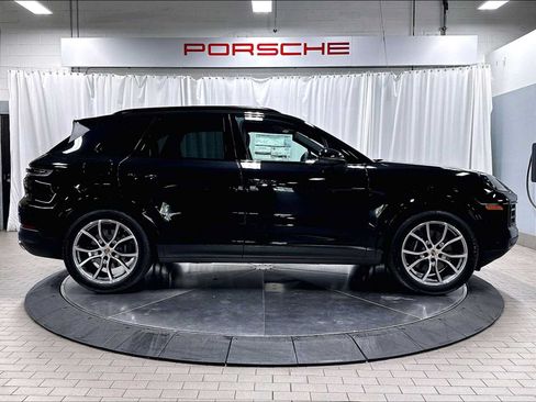 New 2026 Porsche Cayenne AWD/4WD image 8