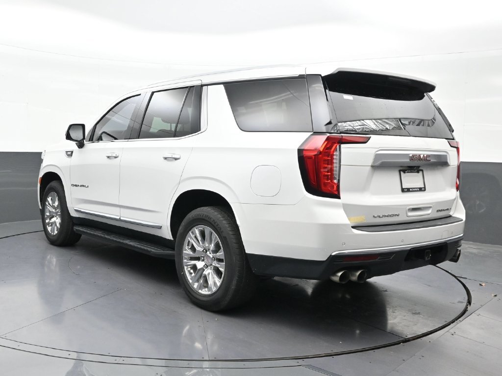 Used 2021 GMC Yukon Denali w/ Advanced Technology Package AWD/4WD image 3