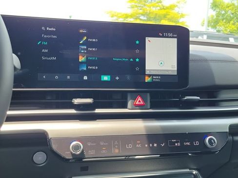 New 2026 Kia Carnival SX w/ SX Dark Edition Package FWD image 42