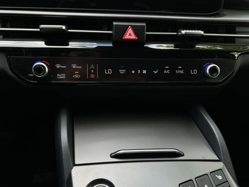 New 2027 Kia Sportage SX Prestige AWD/4WD image 28