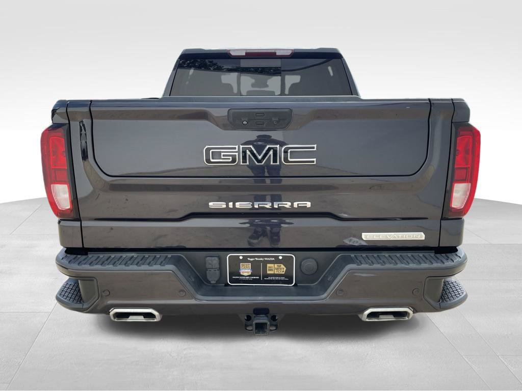 Used 2022 GMC Sierra 1500 Elevation w/ Elevation Premium Package AWD/4WD image 6
