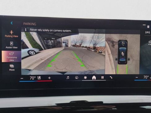 Used 2024 BMW 530i xDrive w/ M Sport Package image 18