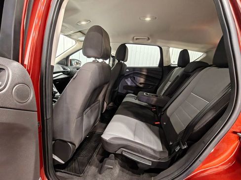 Used 2014 Ford Escape SE w/ Equipment Group 201A FWD image 25