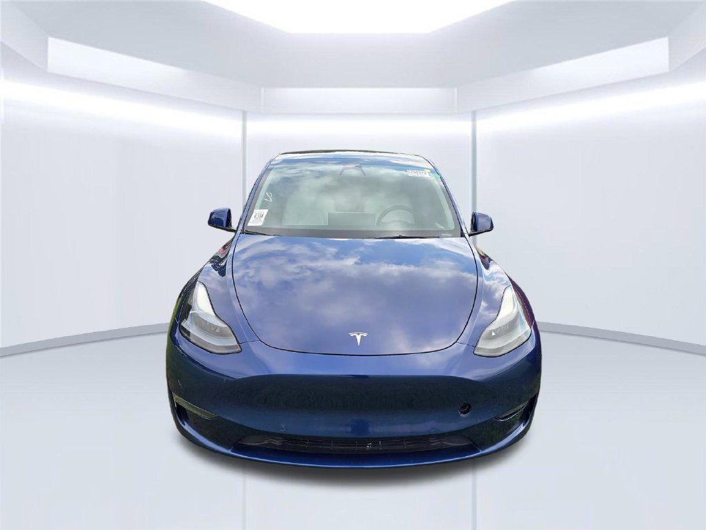 Used 2022 Tesla Model Y Performance AWD/4WD image 2