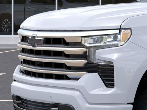 New 2026 Chevrolet Silverado 1500 High Country AWD/4WD image 14