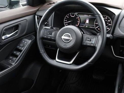 Used 2023 Nissan Rogue SV w/ SV Premium B Package AWD/4WD image 26