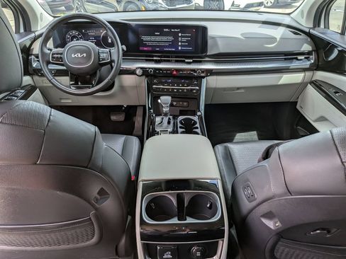 Certified 2024 Kia Carnival SX Prestige FWD image 15