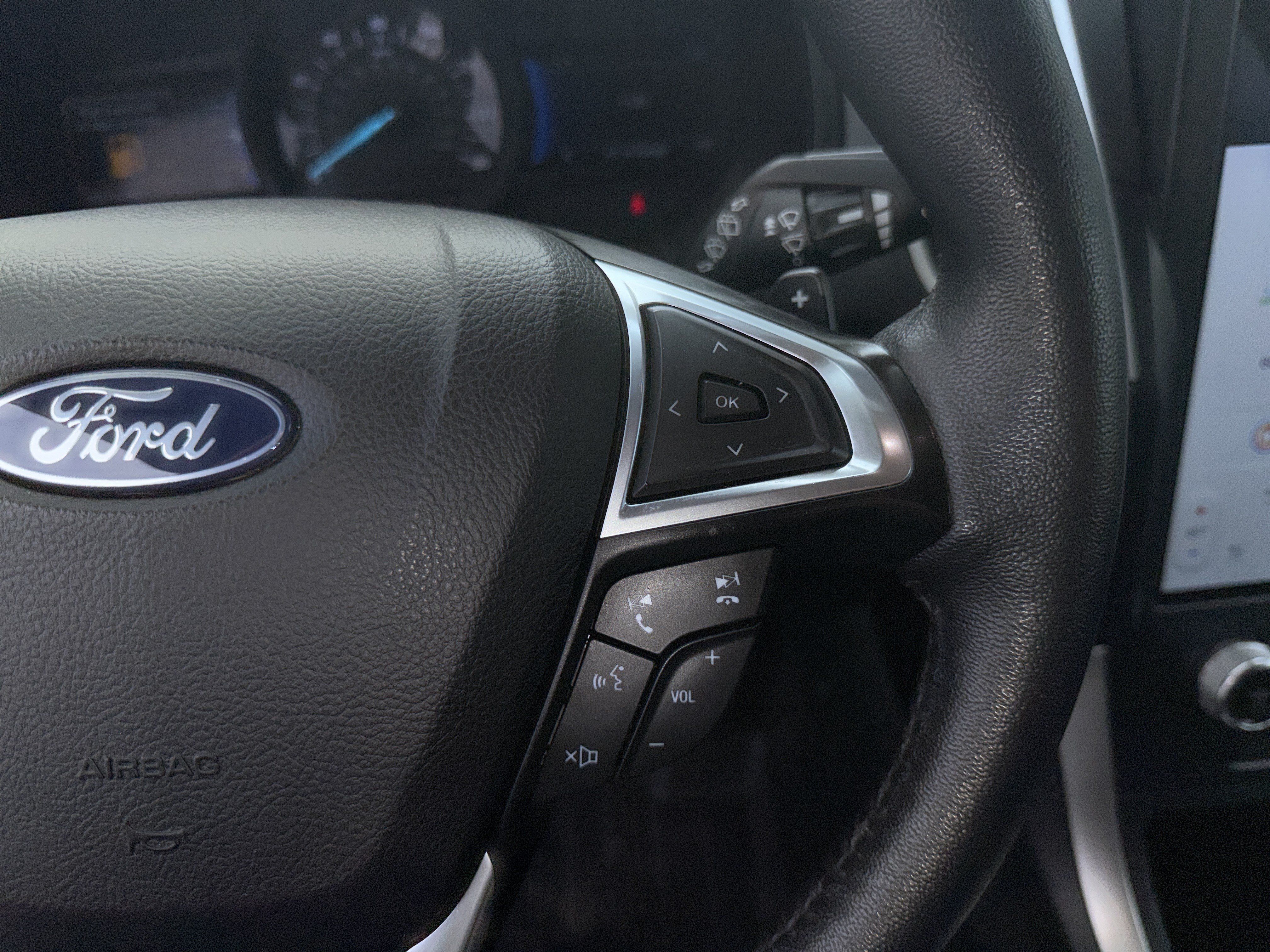 Certified 2024 Ford Edge SEL w/ Convenience Package AWD/4WD image 37
