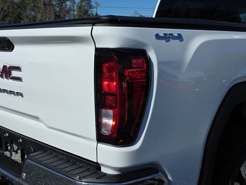 Used 2024 GMC Sierra 2500 Pro w/ 1SA Pro Safety Plus Package image 7