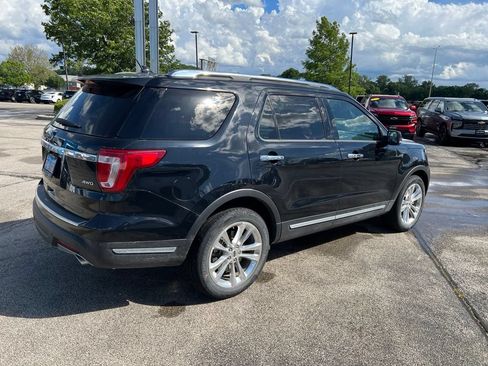 Used 2018 Ford Explorer Limited w/ Ford Safe & Smart Package AWD/4WD image 4