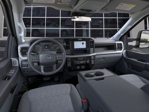 New 2026 Ford F350 4x4 Crew Cab DRW Super Duty image 9