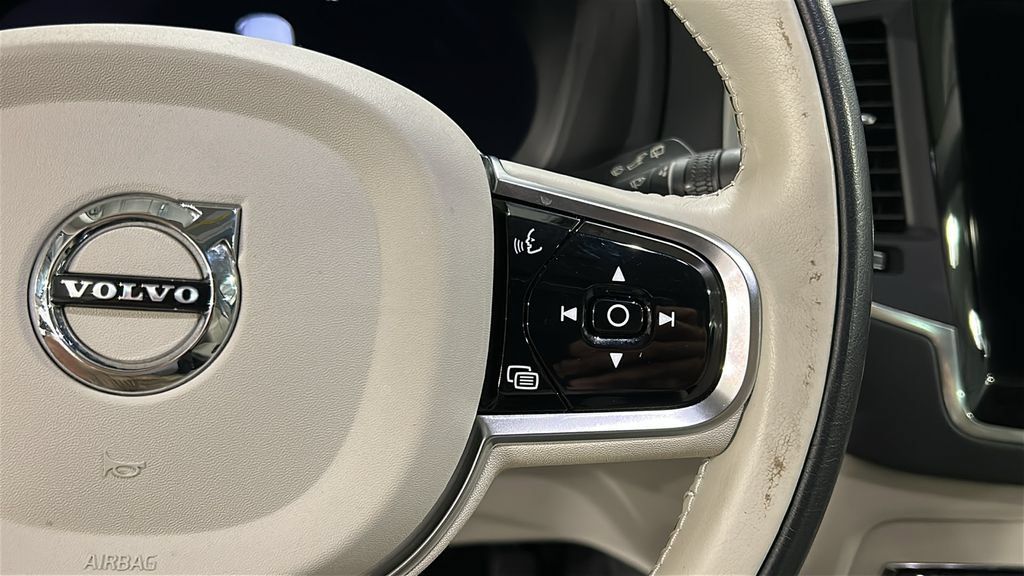 Certified 2023 Volvo XC90 B5 Core w/ Protection Package Premier AWD/4WD image 14