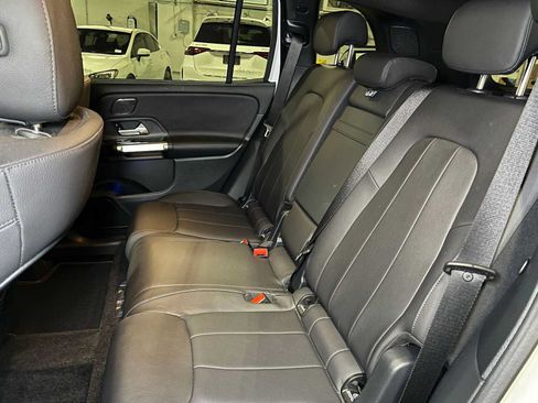 Used 2026 Mercedes-Benz GLB 250 4MATIC image 20