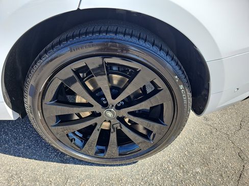 New 2025 Land Rover Range Rover Sport Dynamic SE image 35