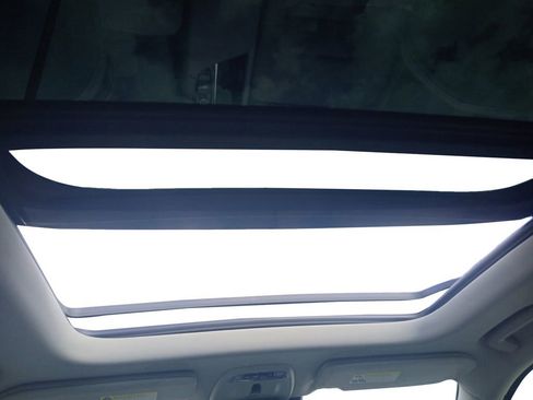 Used 2019 Volvo XC90 T5 Momentum w/ Advanced Package image 11