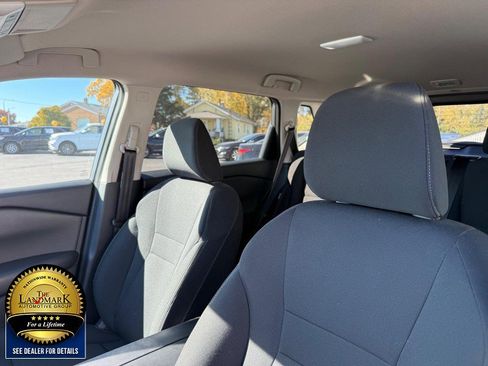 Used 2024 Nissan Rogue S image 9