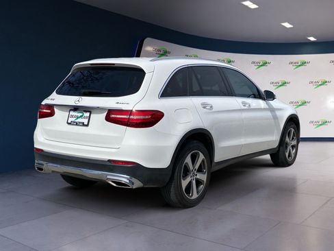 Used 2019 Mercedes-Benz GLC 300 4MATIC w/ Premium Package image 8