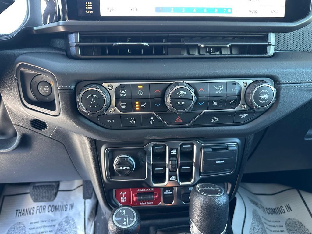 New 2026 Jeep Gladiator Mojave AWD/4WD image 19