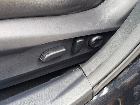 Used 2023 Subaru Outback Touring image 25