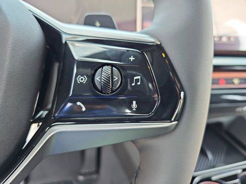 New 2026 BMW 540i xDrive image 18