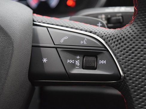 New 2025 Audi Q3 2.0T Premium Plus image 14