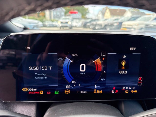 Used 2024 Chevrolet Equinox EV LT AWD/4WD image 26