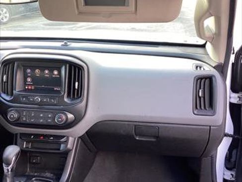 Used 2022 Chevrolet Colorado W/T image 22