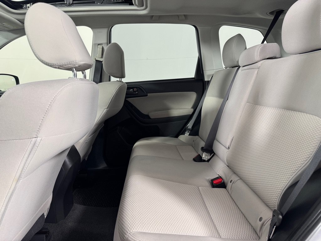 Used 2014 Subaru Forester 2.5i Premium w/ Popular Package #2 AWD/4WD image 19
