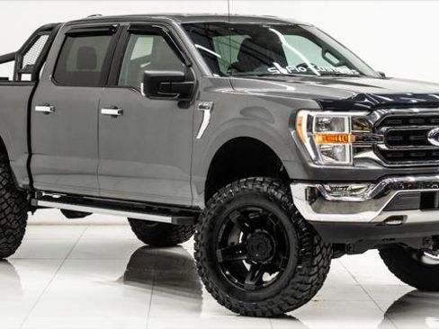 Used 2021 Ford F150 XLT w/ Equipment Group 301A Mid image 3