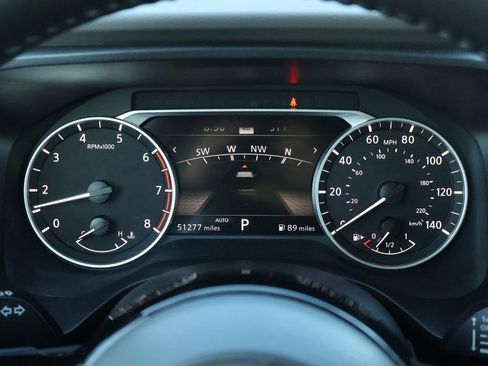 Used 2023 Nissan Rogue SL w/ SL Premium Package image 29