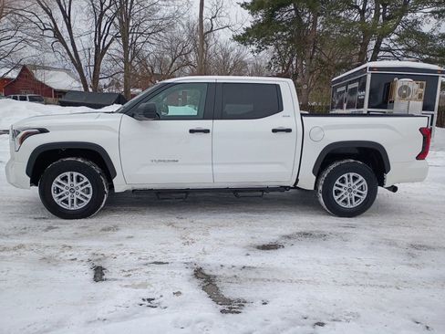Used 2024 Toyota Tundra SR5 image 4