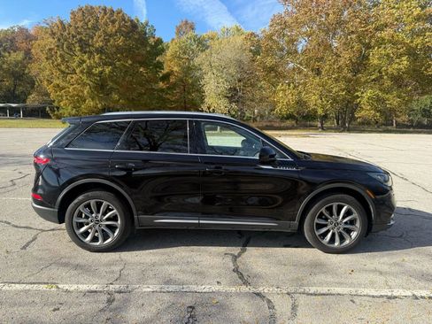 Used 2020 Lincoln Corsair AWD image 4