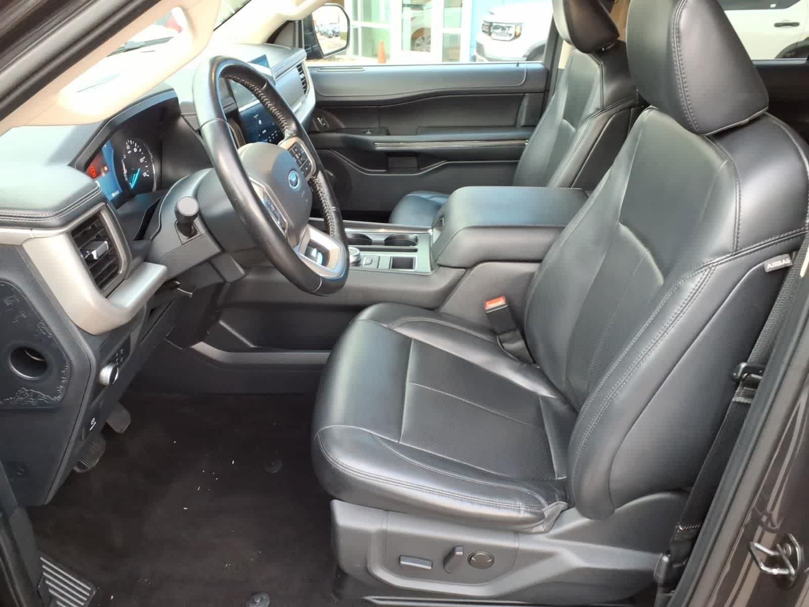 Used 2022 Ford Expedition XLT RWD image 17