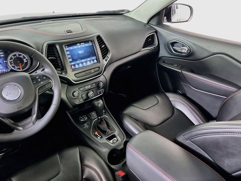 Used 2022 Jeep Cherokee Trailhawk w/ Trailer Tow Group image 21