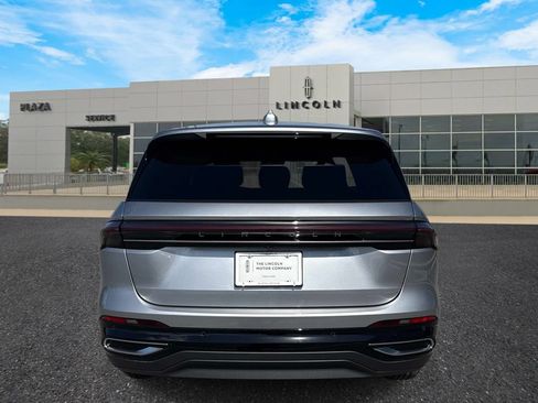 New 2026 Lincoln Nautilus Premier AWD/4WD image 4