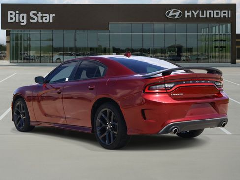 Used 2021 Dodge Charger GT w/ Blacktop Package RWD image 3