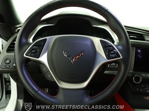 Used 2015 Chevrolet Corvette Stingray Coupe w/ Pacific Design Package RWD image 36