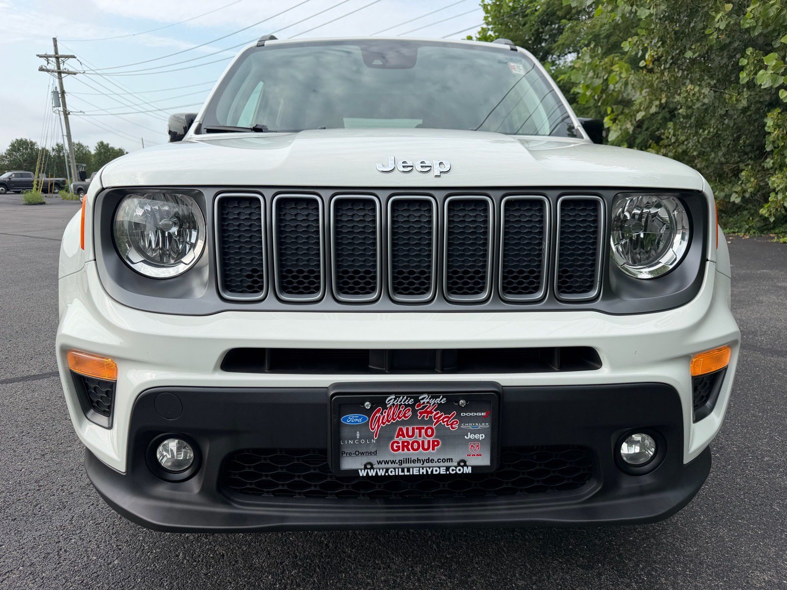 Used 2022 Jeep Renegade Limited w/ Sun, Sound & Wheels Group AWD/4WD image 5