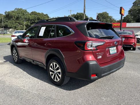 Used 2025 Subaru Outback Premium AWD/4WD image 3