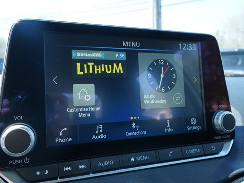 Used 2023 Nissan Sentra SV w/ All-Weather Package FWD image 32