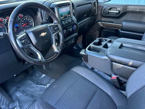 Used 2021 Chevrolet Silverado 1500 LT image 11