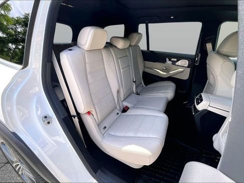 Certified 2024 Mercedes-Benz GLS 450 4MATIC image 28