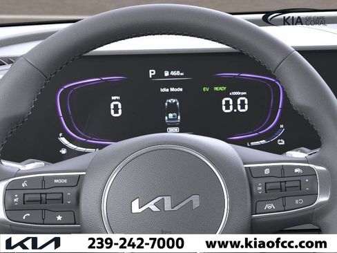 New 2025 Kia Sportage EX image 21