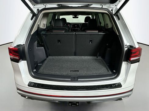 New 2026 Volkswagen Atlas Peak Edition AWD/4WD image 25