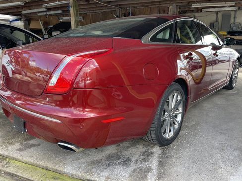 Used 2012 Jaguar XJ image 2