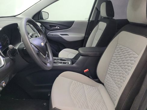Used 2020 Chevrolet Equinox LS image 17