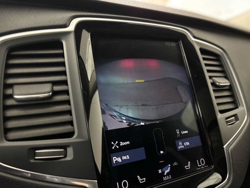 Used 2019 Volvo XC90 T6 Momentum AWD/4WD image 24