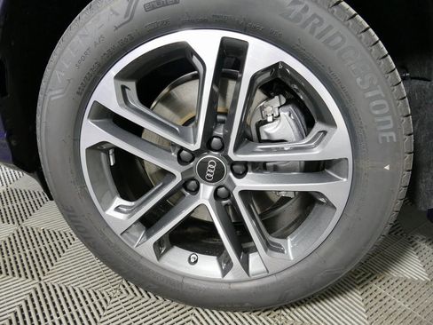 New 2025 Audi Q5 Premium image 9