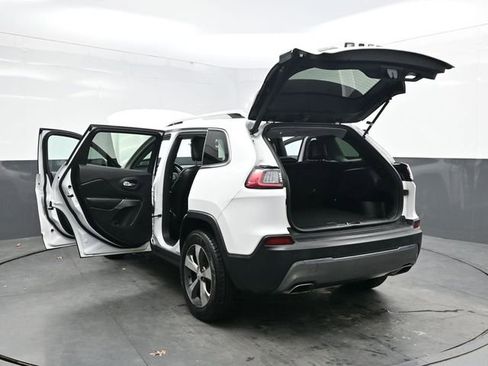 Used 2019 Jeep Cherokee Limited image 42