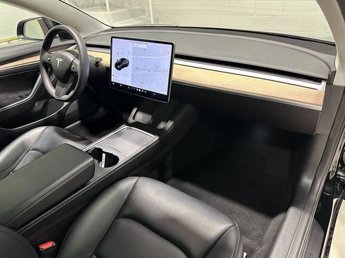 Used 2022 Tesla Model 3 Performance AWD/4WD image 12